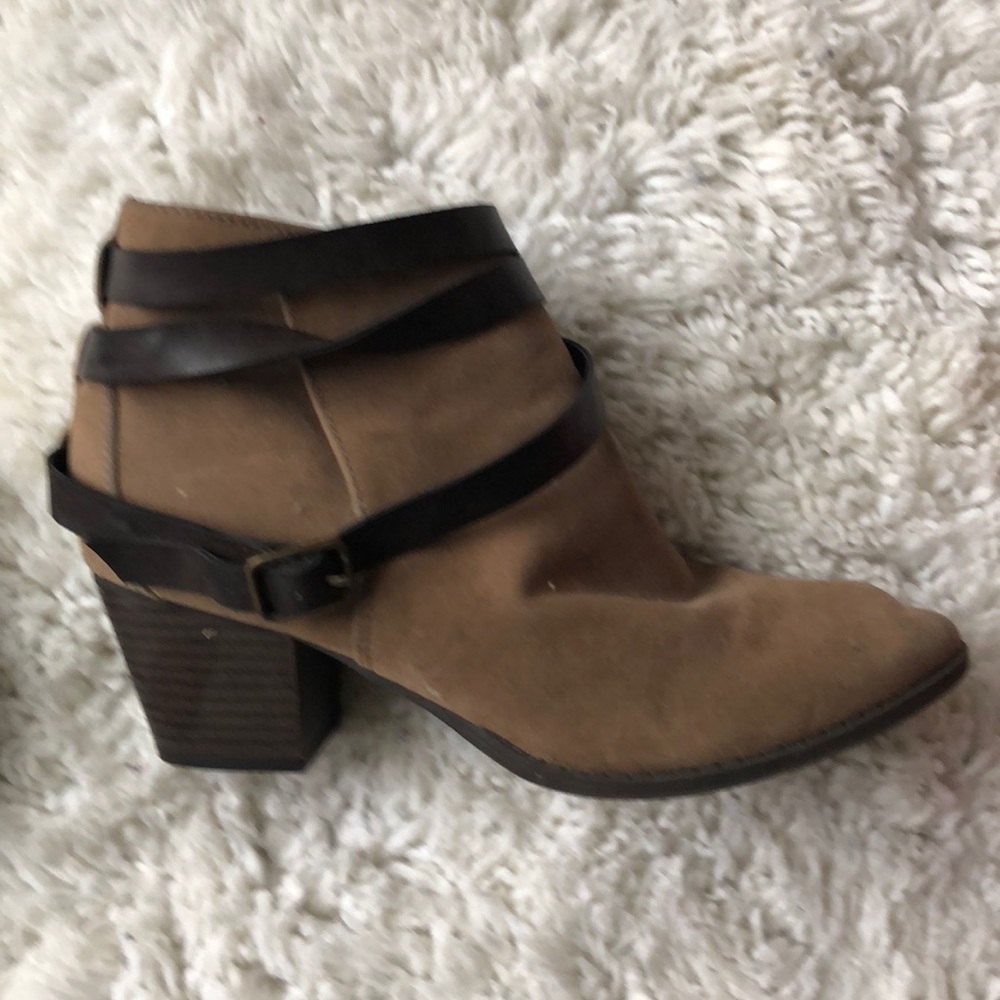 WOMENS BOOTIES